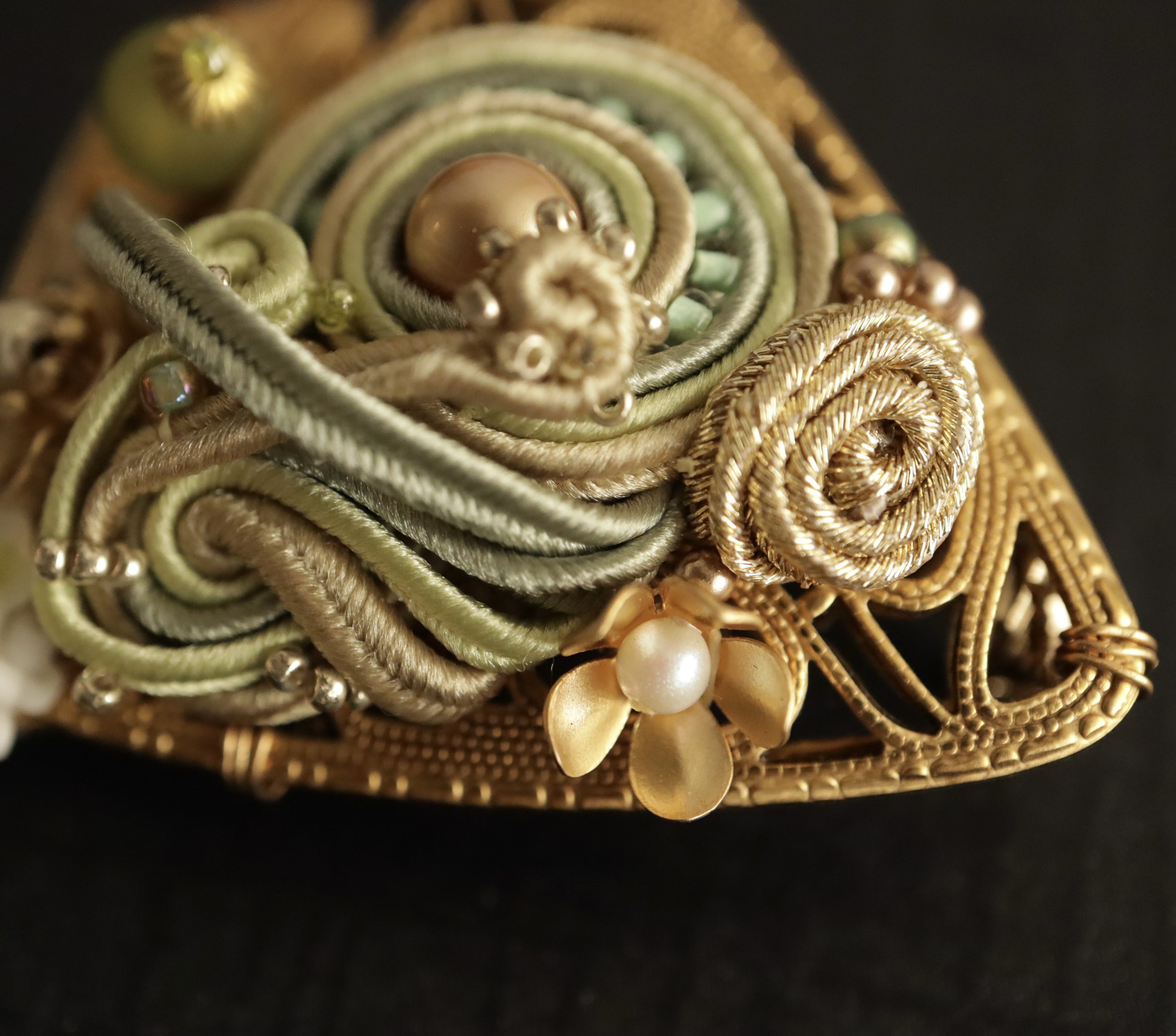 商品をCreemaにupしています