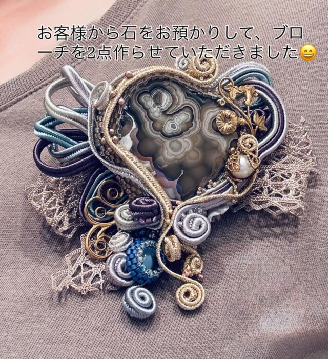 ソウタシエのコーム うぐいす色 | ソウタシエ・コスチュームジュエリー